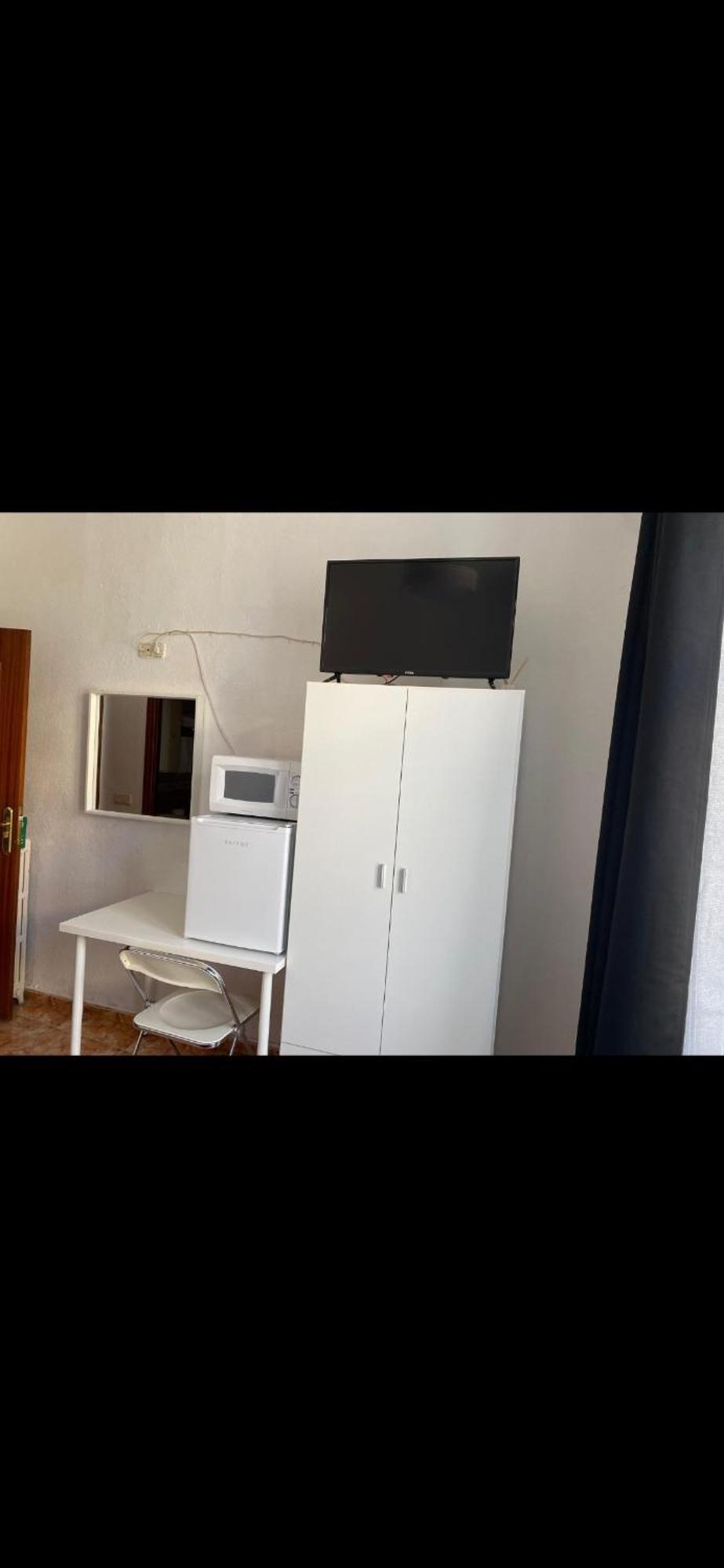 Pension Conchita II Мадрид Экстерьер фото